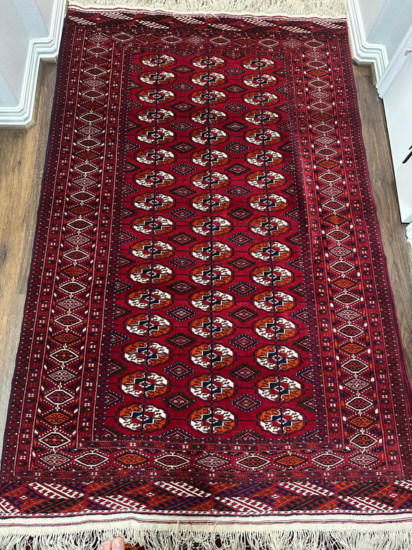 eye hand-made rug