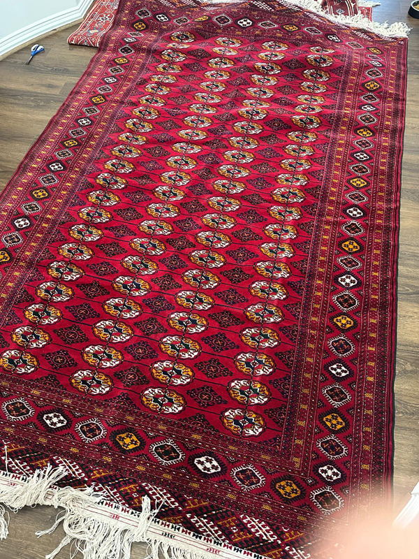 eyes red rug