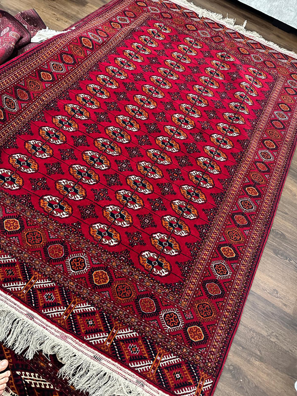 eyes red rug