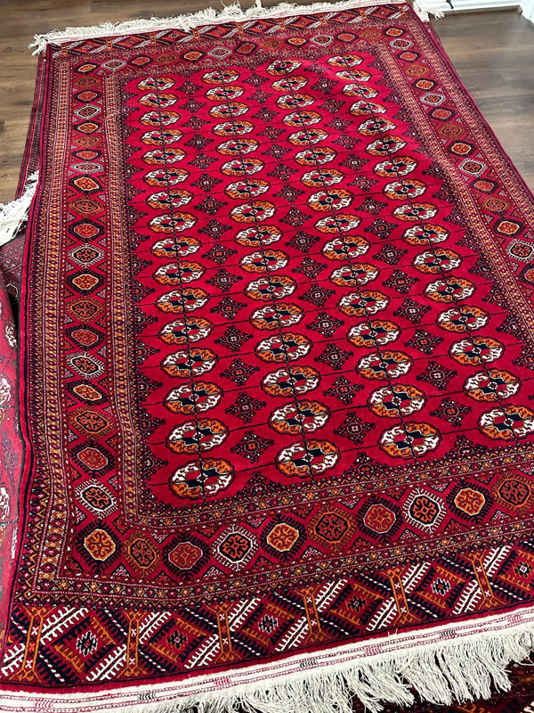 eyes red rug